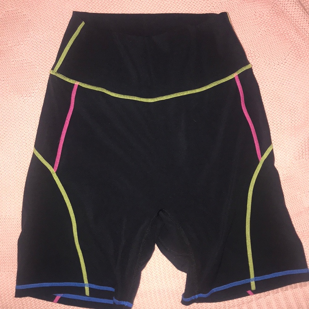 Buffbunny Wave Shorts